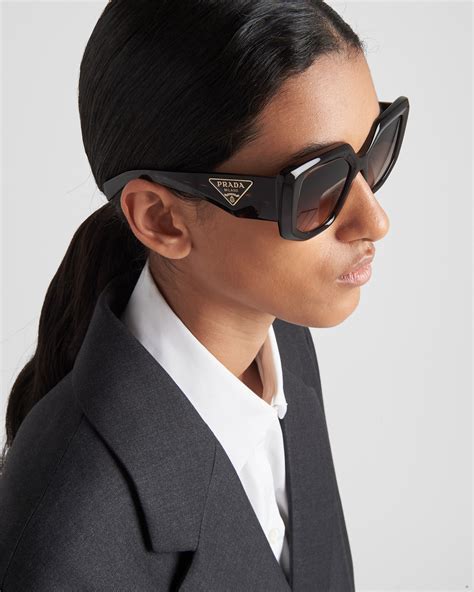 sun sunglasses Prada